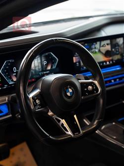 بي ام دبليو الفئة 7